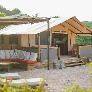Ayana Lodge